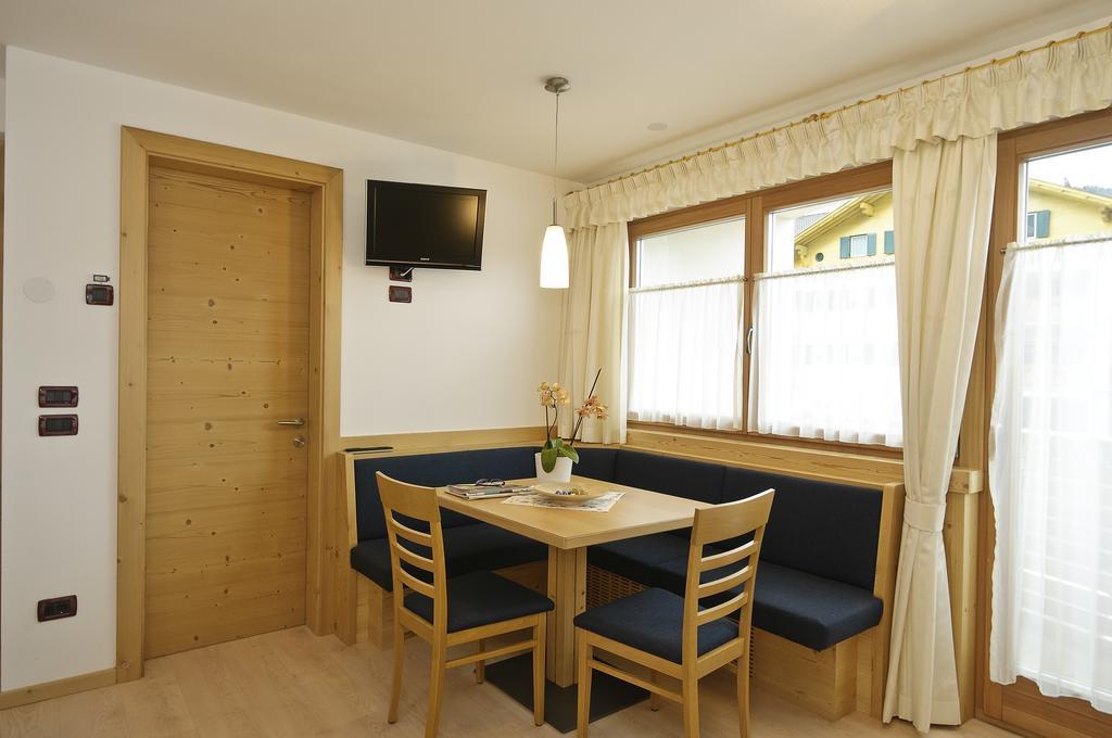 Residence Ciasa Mirasas Badia  Habitación foto